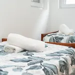 Two-bedroom Near Center With Private Parking 아파트 스코페