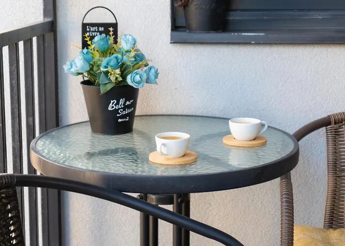 Two-bedroom Near Center With Private Parking